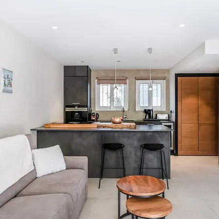 Apartment Wonderful 2 Bedroom In The Old Suquet Cannes