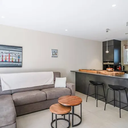 Apartment Wonderful 2 Bedroom In The Old Suquet *