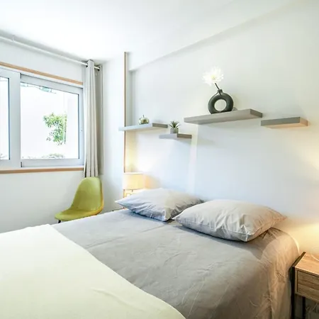 Wonderful 2 Bedroom In The Old Suquet Cannes
